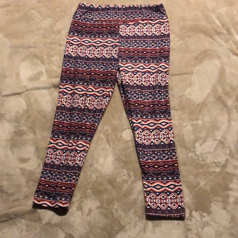 Time and Tru cropped leggings
